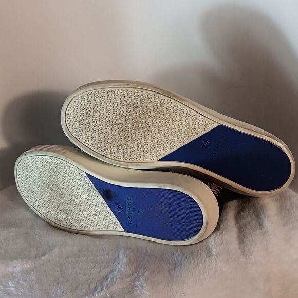 Rothy's "Chelsea" Wildcat Cheetah Print Sneakers - Picture 4 of 6